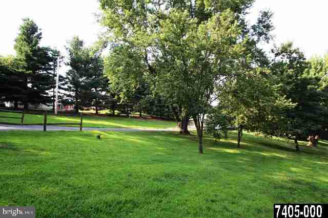 12 Fake Hollow Road York, PA 17406 - Photo 9 of 10 Gallery Image 9
