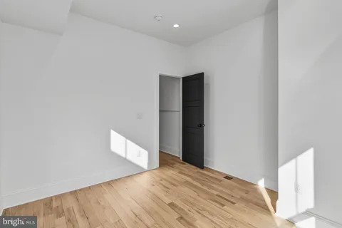 $749,900 | 1635 South 5th Street, Philadelphia, PA 19148