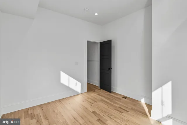 $749,900 | 1635 South 5th Street, Philadelphia, PA 19148