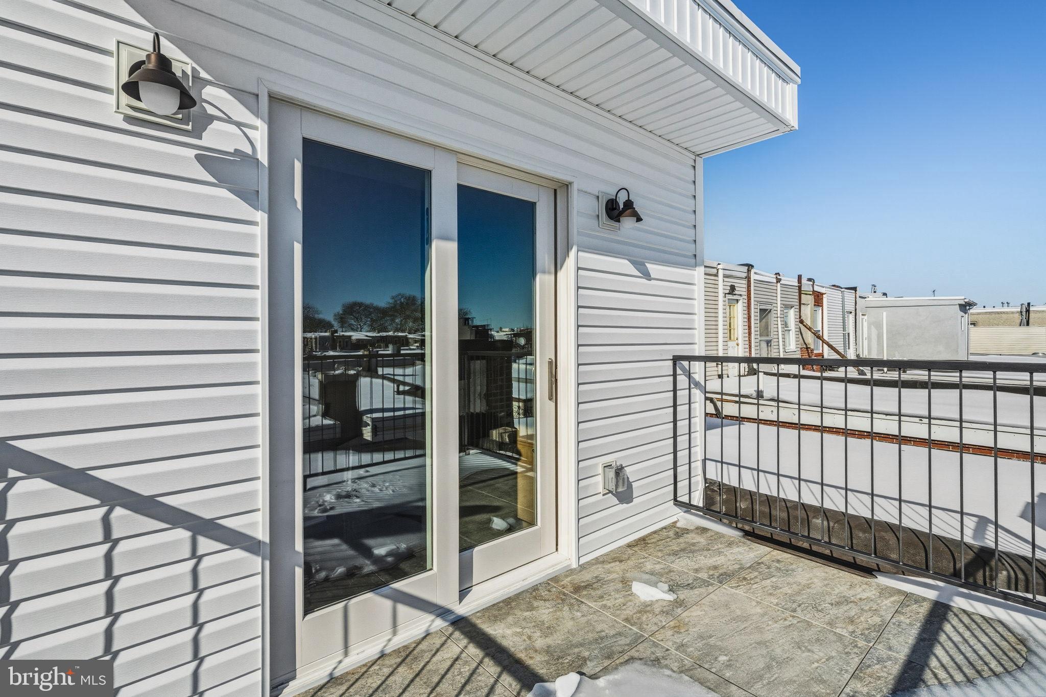 1635 South 5th Street Philadelphia, PA 19148 - Photo 53 of 60 a view of a balcony