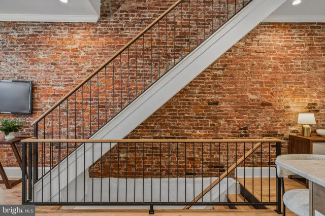 $749,900 | 1635 South 5th Street, Philadelphia, PA 19148