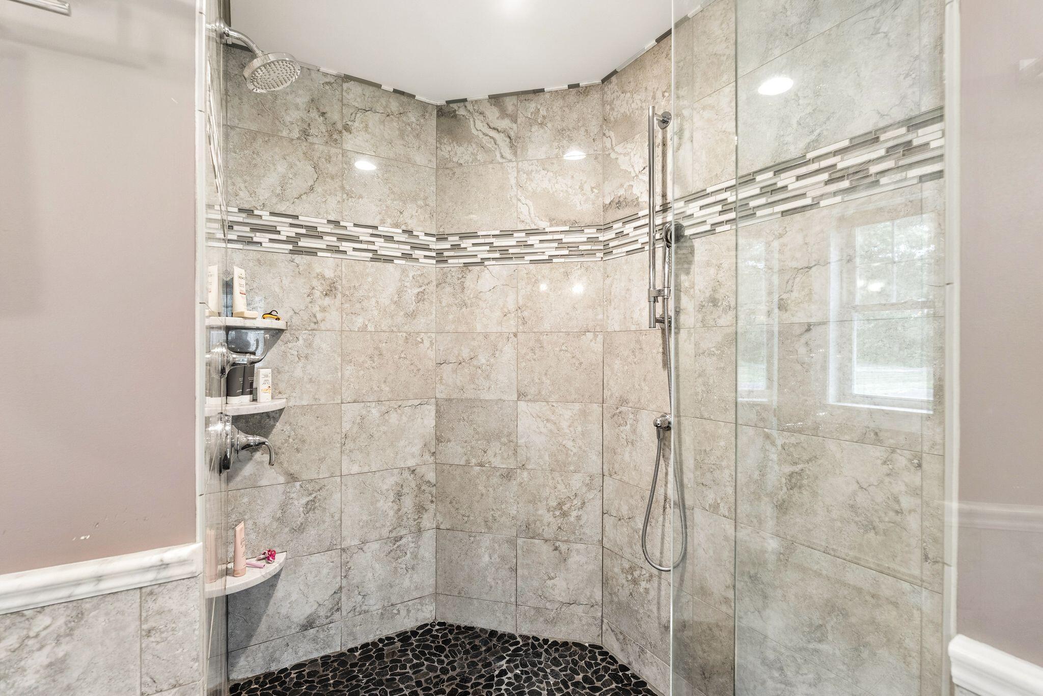21 Callaway Drive, Unit 9 Gray, ME 04039 - Photo 26 of 46 48_DSC08753