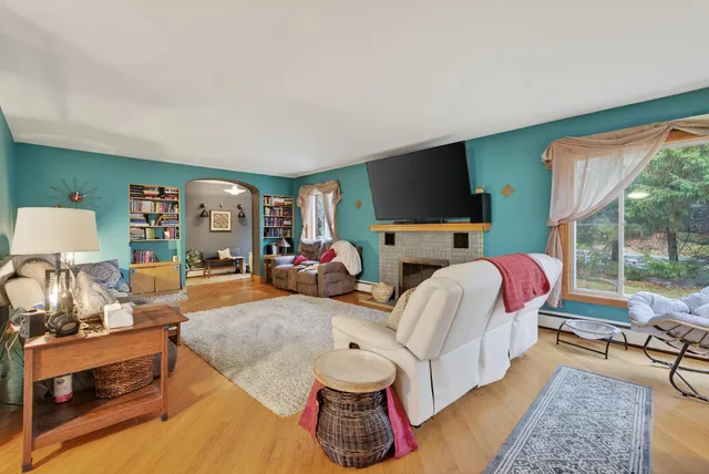 $435,000 | 122 Belgrade Road, Oakland, ME 04963