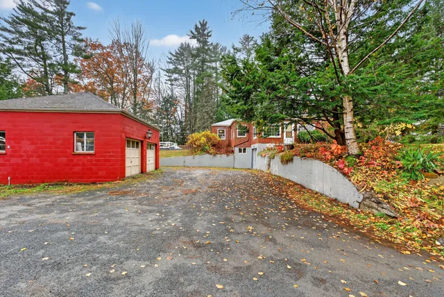 $435,000 | 122 Belgrade Road, Oakland, ME 04963