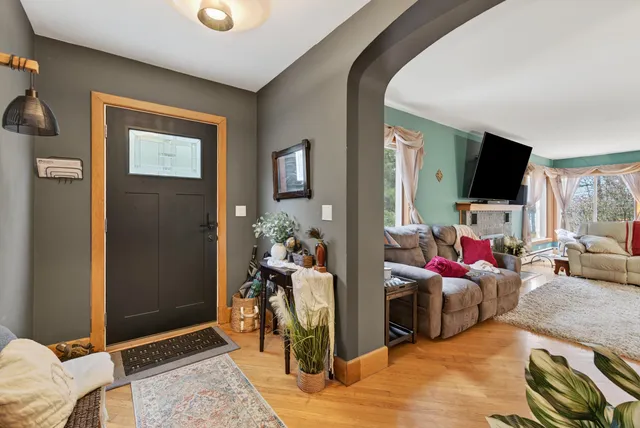 $435,000 | 122 Belgrade Road, Oakland, ME 04963