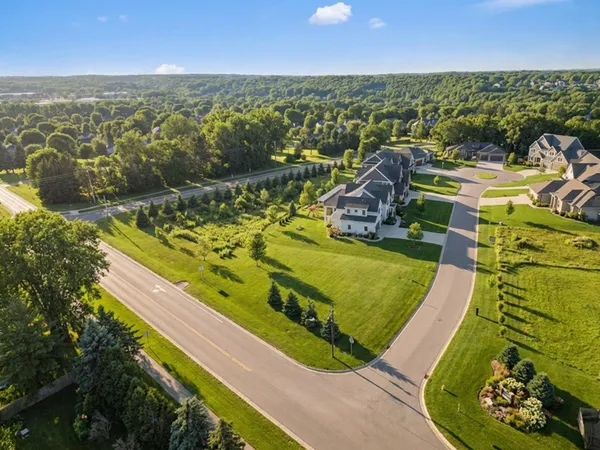 $290,000 | 3998 Haven Woods Court, Eagan, MN 55123