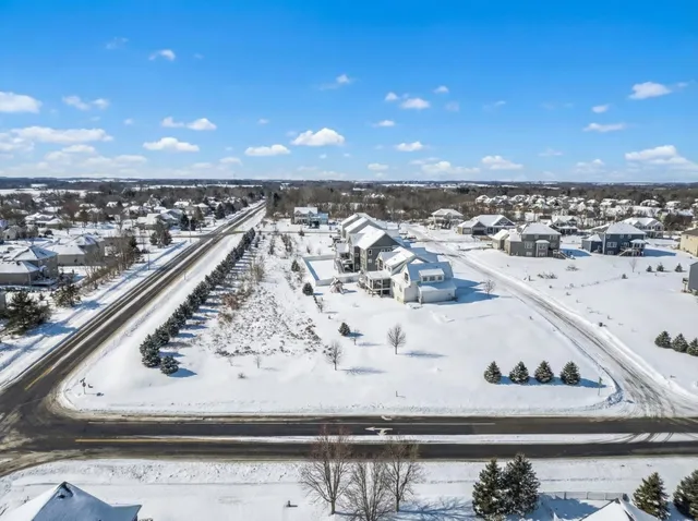 $290,000 | 3998 Haven Woods Court, Eagan, MN 55123