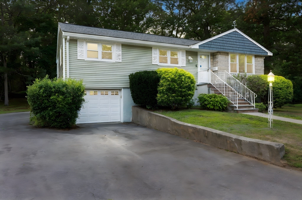 57 Althea Road Randolph, MA 02368 - Photo 3 of 39 Gallery Image 3