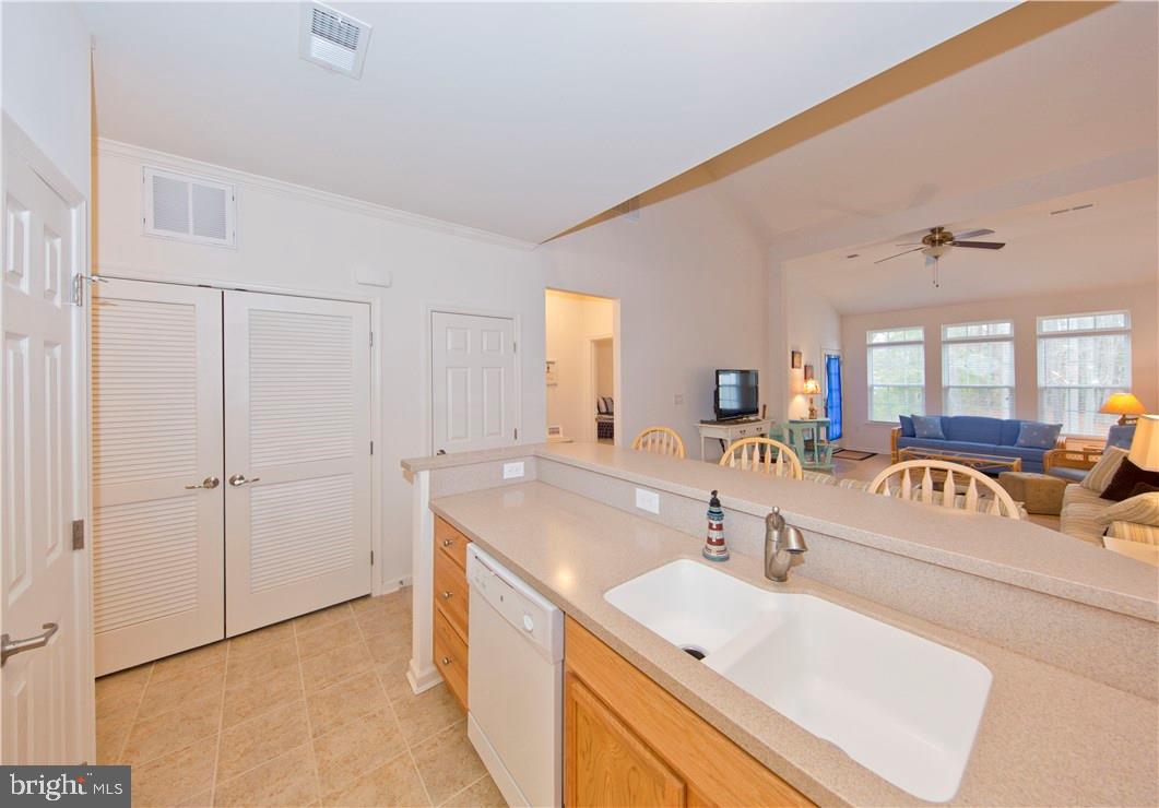36348 Ridgeshore Lane Ocean View, DE 19967 - Photo 10 of 34 Gallery Image 10