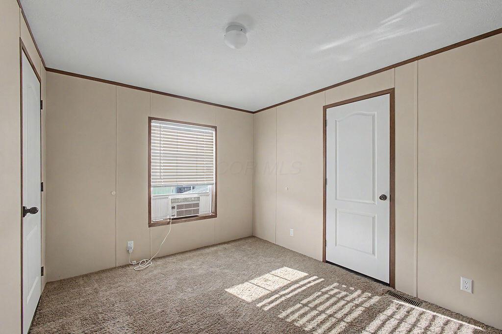 8750 Columbus Road, Unit 16B Mount Vernon, OH 43050 - Photo 5 of 15 070A4462