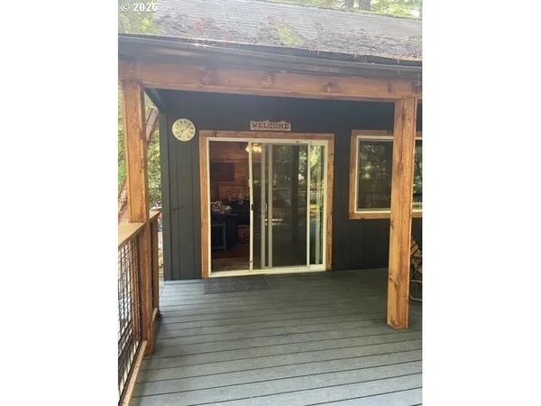 a view of entryway