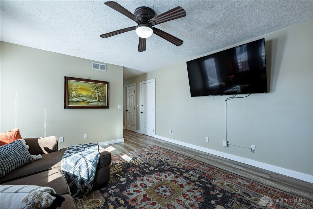 6617 Pheasant Ridge Road Dayton, OH 45424 - Photo 15 of 38 Gallery Image 15