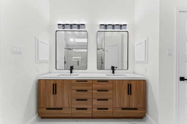 $2,500 | 7631 Ashton Drive, Houston, TX 77095