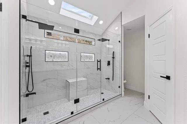 $2,500 | 7631 Ashton Drive, Houston, TX 77095