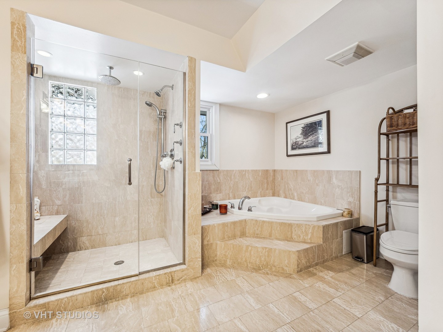 3143 Cuba Road Long Grove, IL 60047 - Photo 22 of 40 a spacious bathroom with a tub shower and mirror