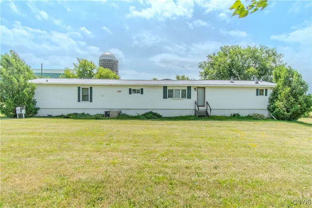 $649,900 | 36976-978 State Street, Unit 978, Clayton, NY 13624