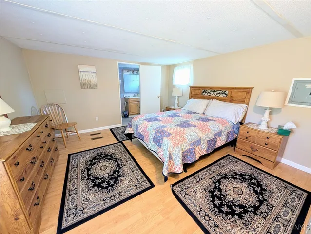 $649,900 | 36976-978 State Street, Unit 978, Clayton, NY 13624