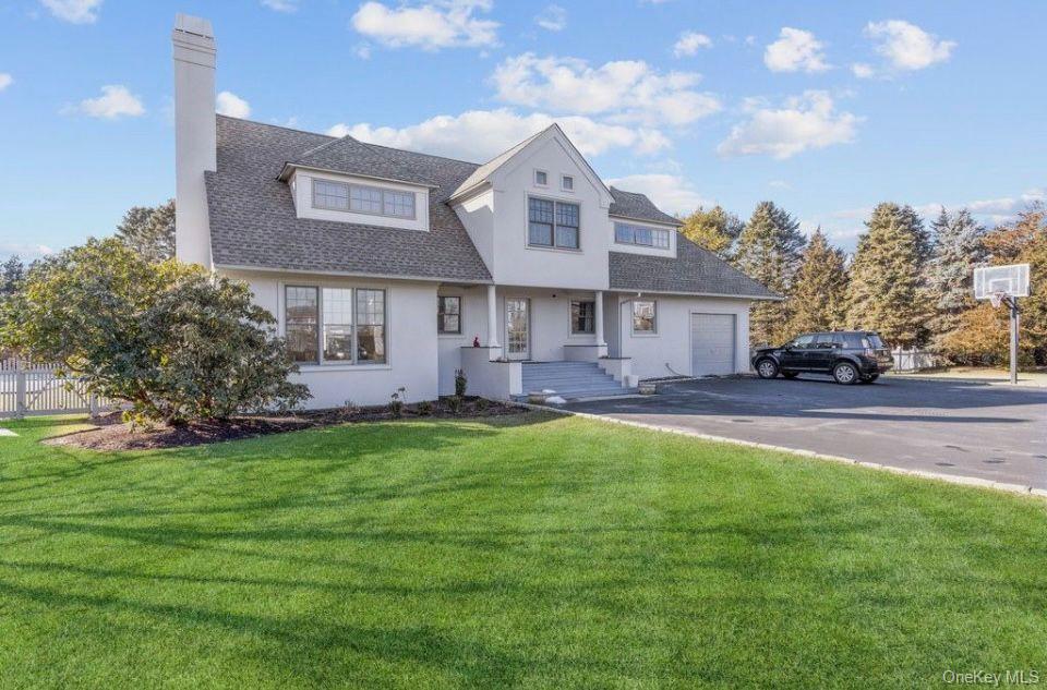 582 Hayground Road Water Mill, NY 11976 - Photo 1 of 18