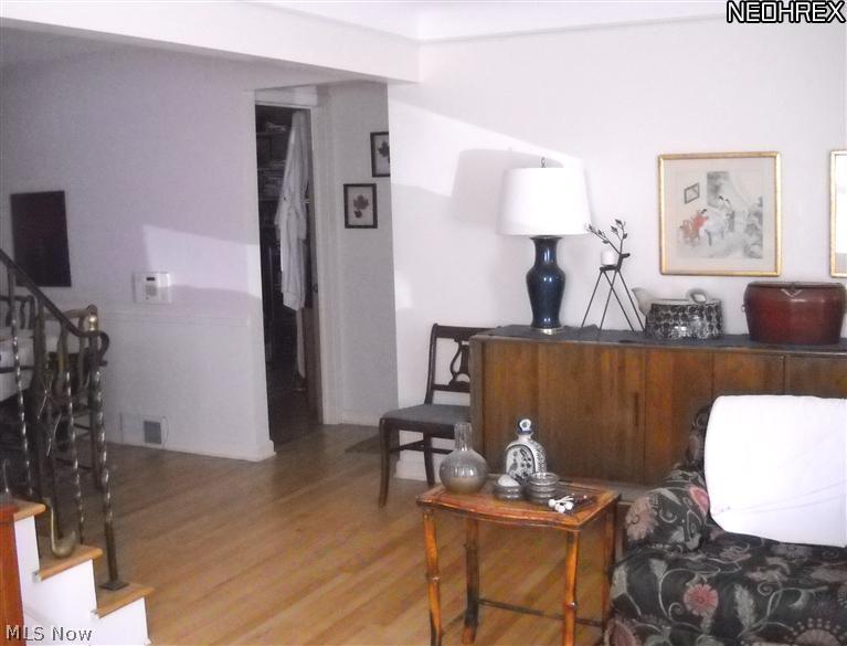 4225 Verona Road Cleveland, OH 44121 - Photo 4 of 9