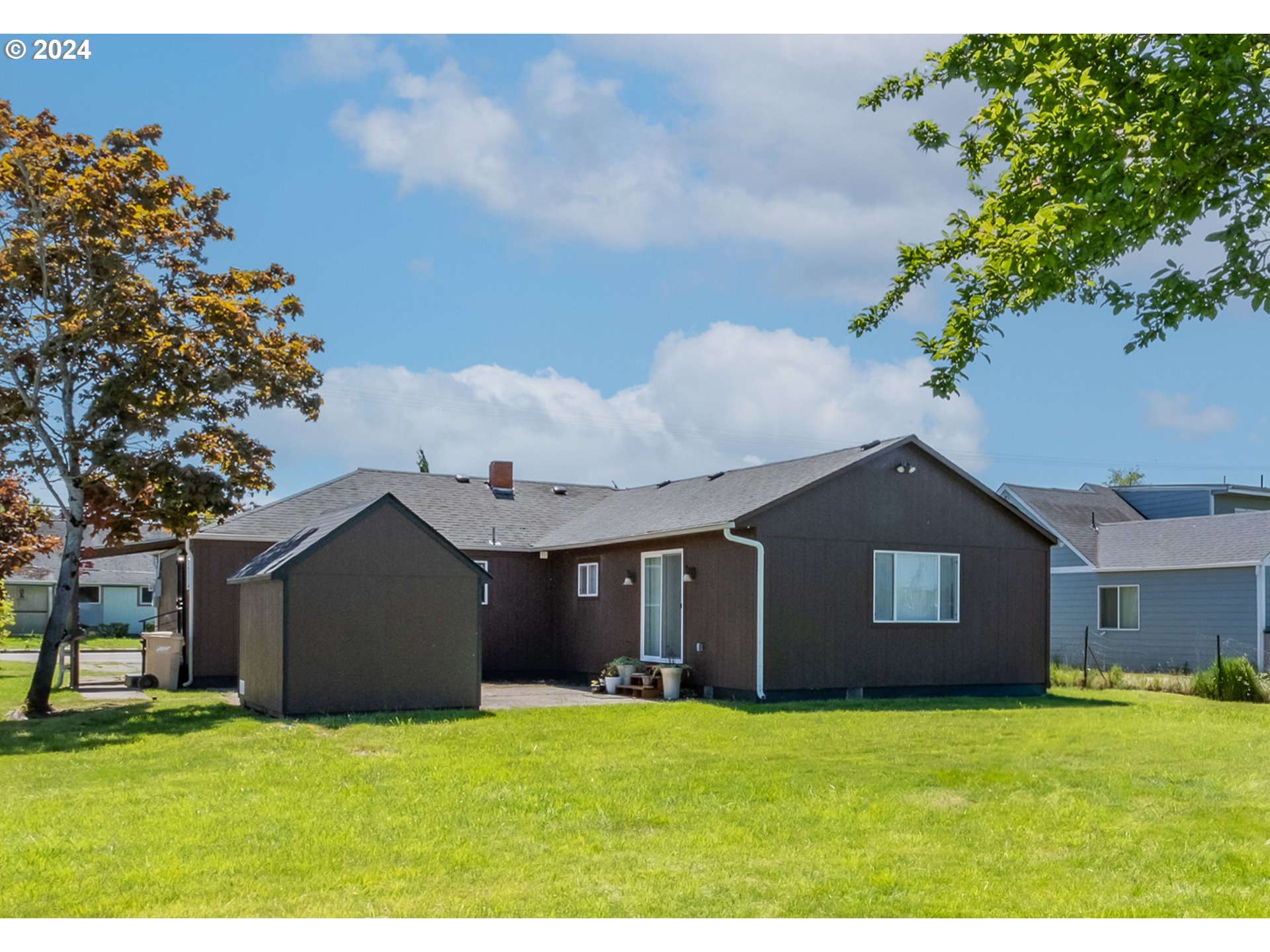 1021 Airport Road Lebanon, OR 97355 - Photo 1 of 29 Gallery Image 1