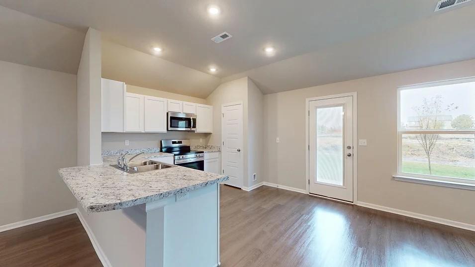 534 West Bluebird Street Gardner, KS 66030 - Photo 2 of 14