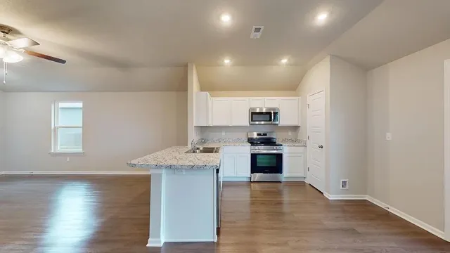 $322,035 | 534 West Bluebird Street, Gardner, KS 66030