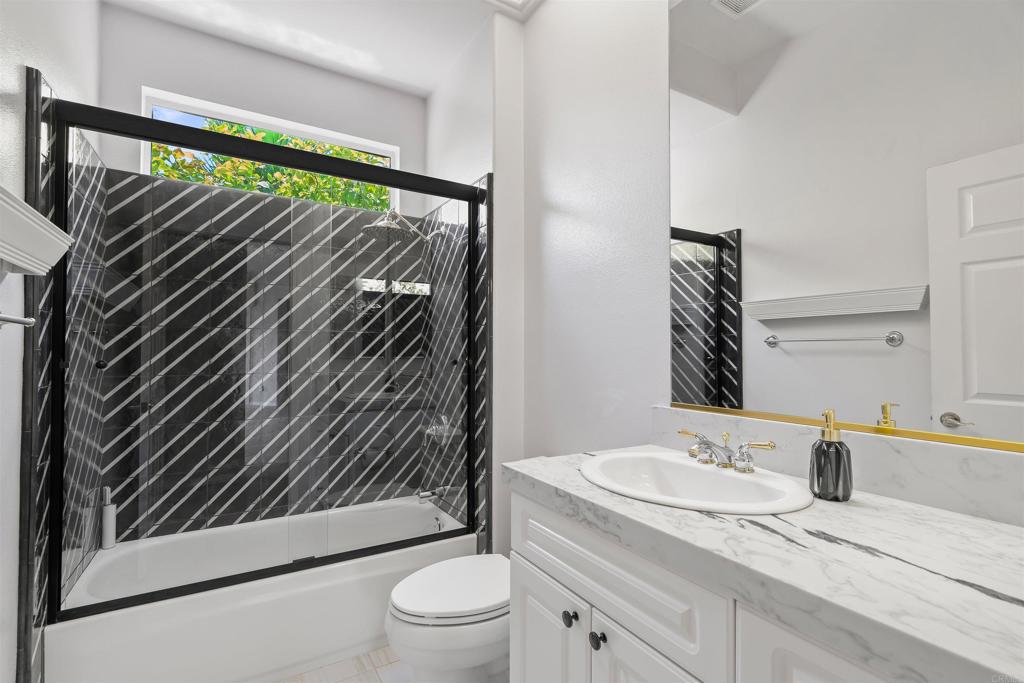 39303 Gleneagles Circle Palm Desert, CA 92211 - Photo 27 of 71