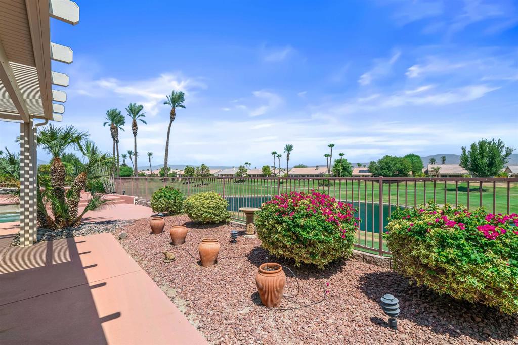 39303 Gleneagles Circle Palm Desert, CA 92211 - Photo 34 of 71