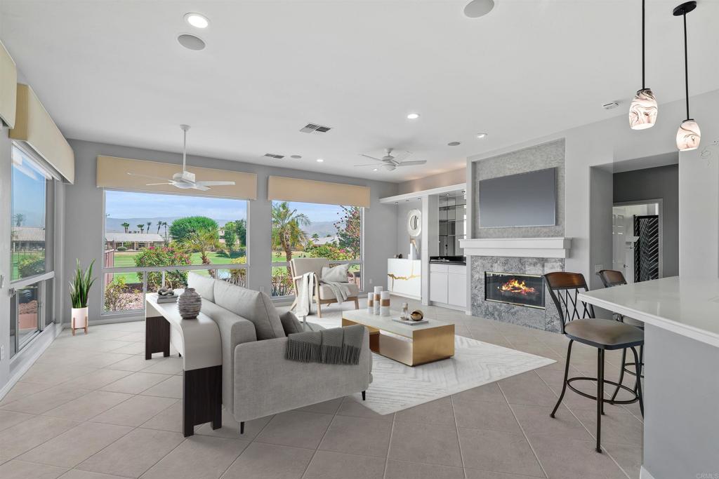 39303 Gleneagles Circle Palm Desert, CA 92211 - Photo 5 of 71 Family Room