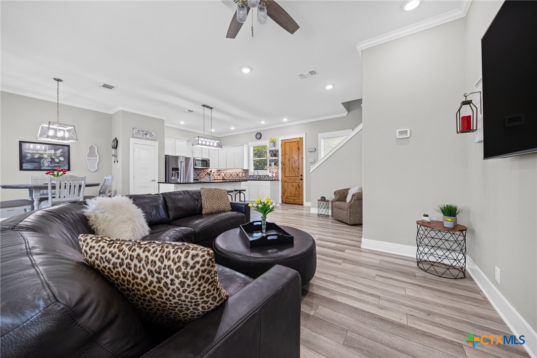 28099 Fm 2670 Killeen, TX 76549 - Photo 10 of 48 a living room with furniture and a flat screen tv