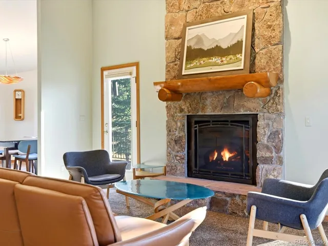 $900,000 | 30819 Manitoba Drive, Evergreen, CO 80439