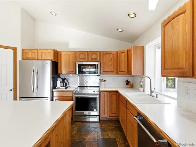 $900,000 | 30819 Manitoba Drive, Evergreen, CO 80439