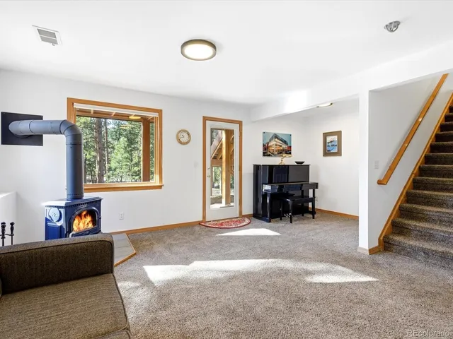 $900,000 | 30819 Manitoba Drive, Evergreen, CO 80439