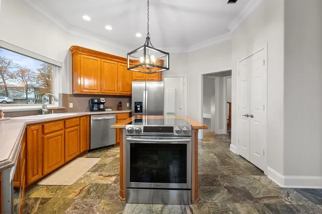 $995,000 | 225 September Drive, Streetman, TX 75859