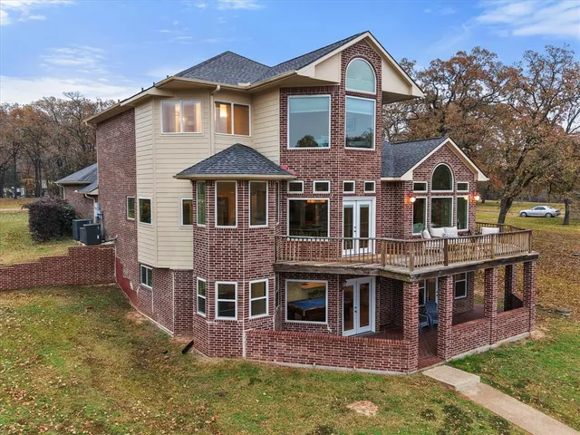 $995,000 | 225 September Drive, Streetman, TX 75859