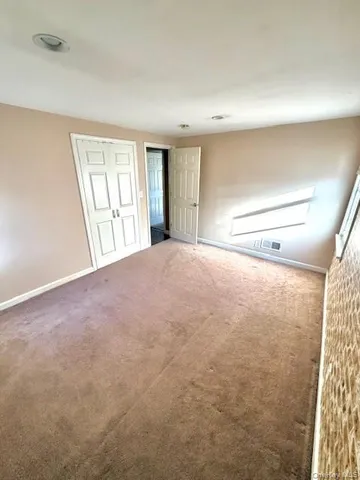 $3,000 | 25 Mansion Avenue, Unit 2, Yonkers, NY 10704