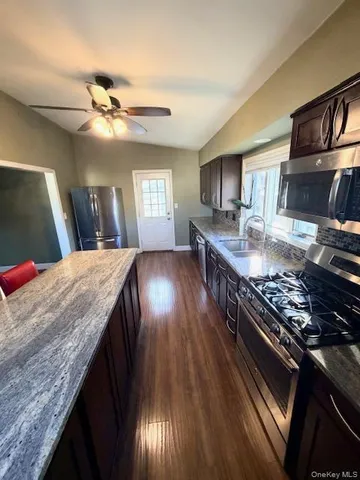 $3,000 | 25 Mansion Avenue, Unit 2, Yonkers, NY 10704