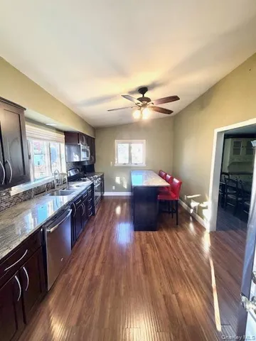 $3,000 | 25 Mansion Avenue, Unit 2, Yonkers, NY 10704