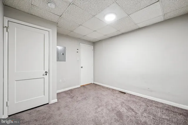 wooden floor in a empty room