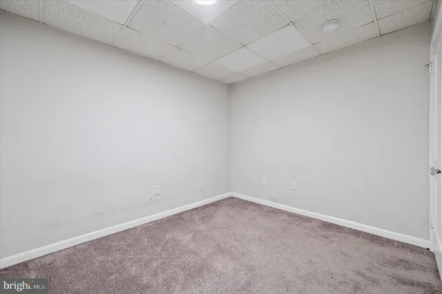 $1,145 | 271 North Wycombe Avenue, Unit 1, Lansdowne, PA 19050