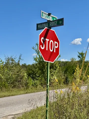 a sign broad on the side of a building