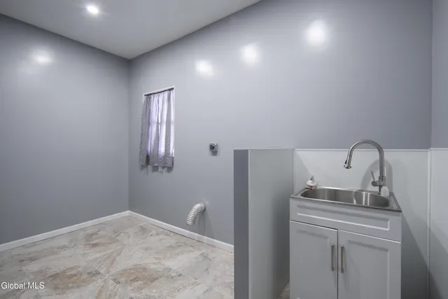 $279,900 | 65 Park Avenue, Cohoes, NY 12047