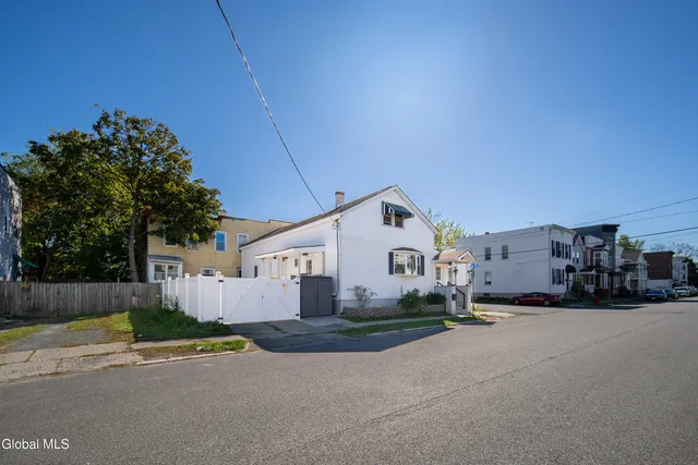 $279,900 | 65 Park Avenue, Cohoes, NY 12047