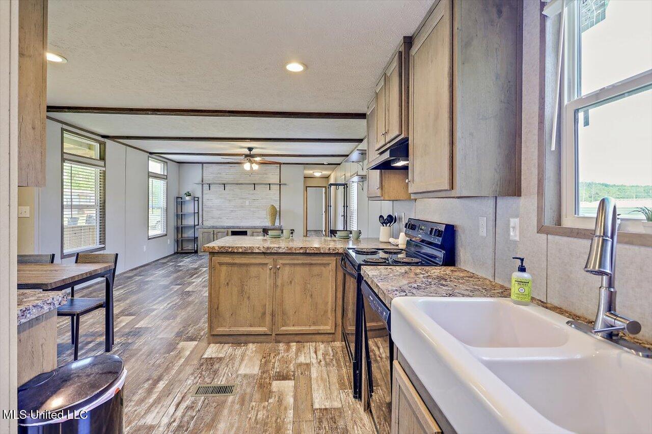 2017 Peterson Drive Brandon, MS 39042 - Photo 6 of 27 10-2017 Peterson Dr