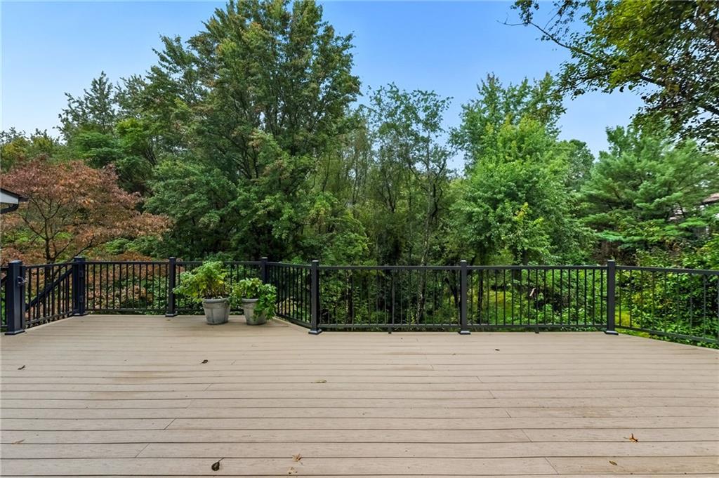 215 Timber Ridge Road Pittsburgh, PA 15238 - Photo 26 of 47