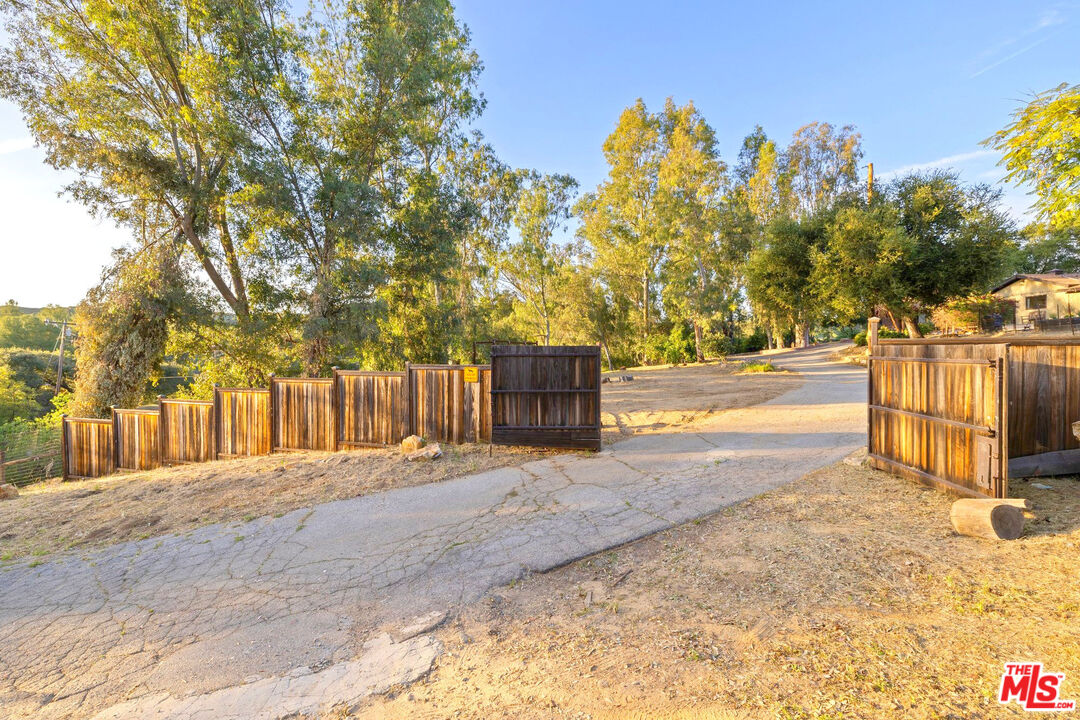 3100 Santa Maria Road Topanga, CA 90290 - Photo 2 of 66 a view of a park with large trees