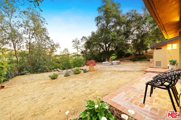 $2,395,000 | 3100 Santa Maria Road, Topanga, CA 90290