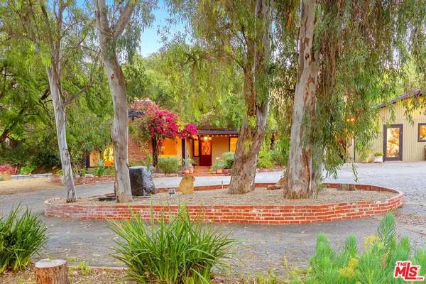 $2,395,000 | 3100 Santa Maria Road, Topanga, CA 90290