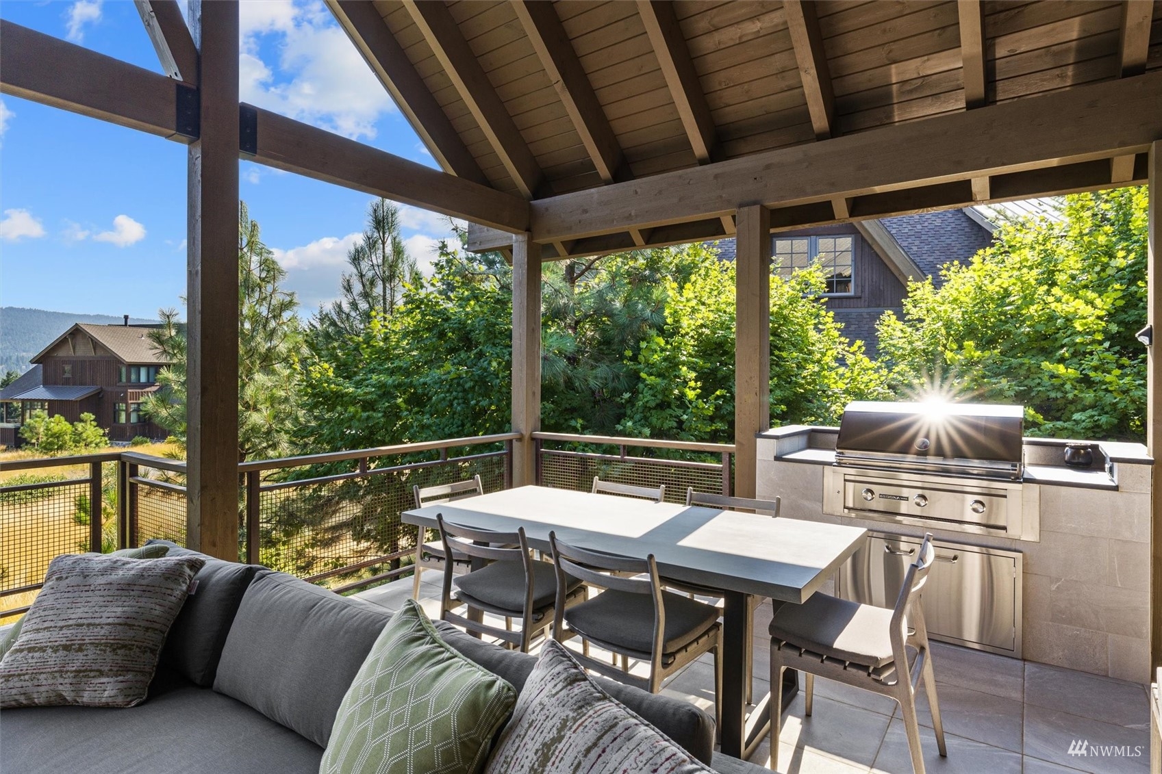 110 Queens Loop Cle Elum, WA 98922 - Photo 14 of 39 a outdoor view with a sitting space