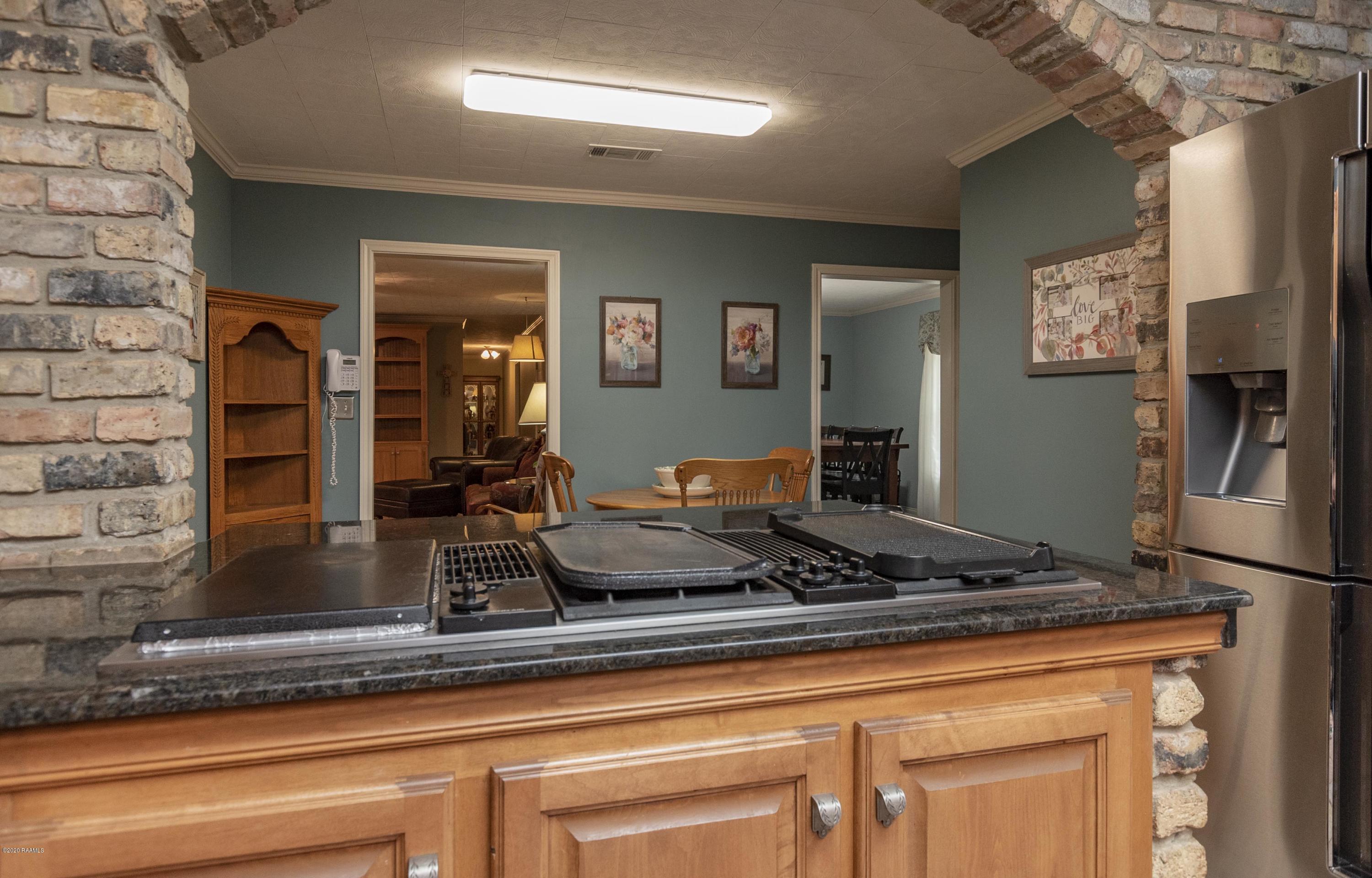 1817 Federal Road Opelousas, LA 70570 - Photo 29 of 48 Kitchen 5
